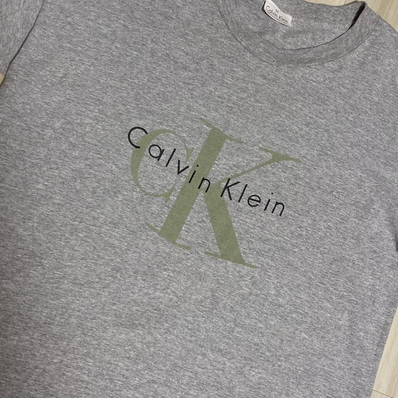 古着】CALVIN KLEIN T-Shirt(90s Vintage) | The Thr...