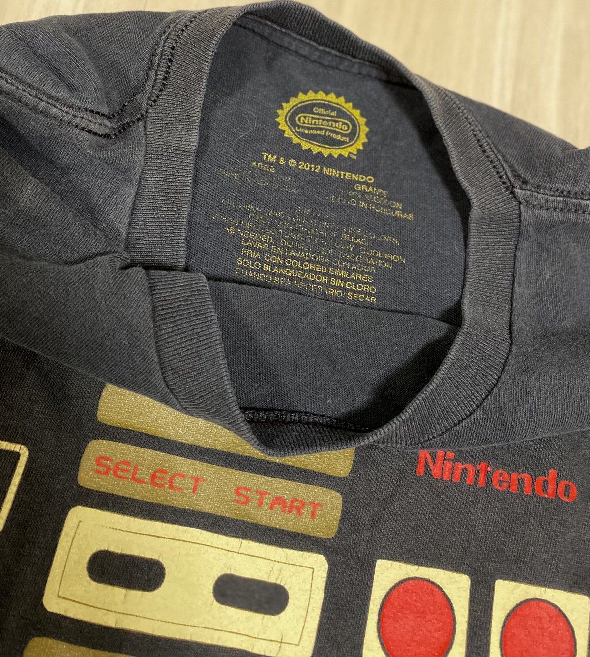 古着】NINTENDO ADDICT T-Shirt | The Three Goats