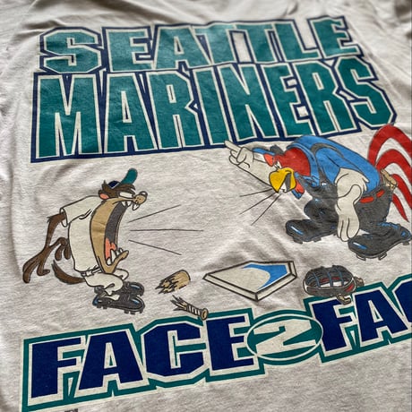 【古着】Seattle Mariners × Looney Tunes Baseball Shirt (90s)
