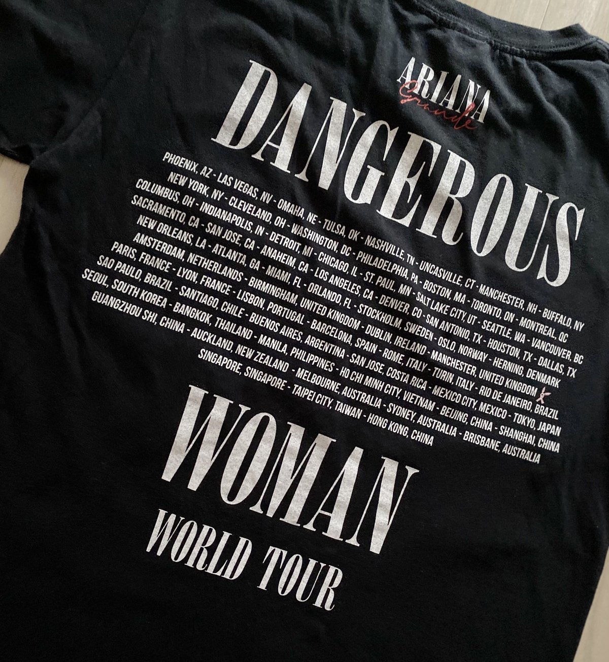 古着】ARIANA GRANDE T-Shirt(Dangerous Woman Tour)