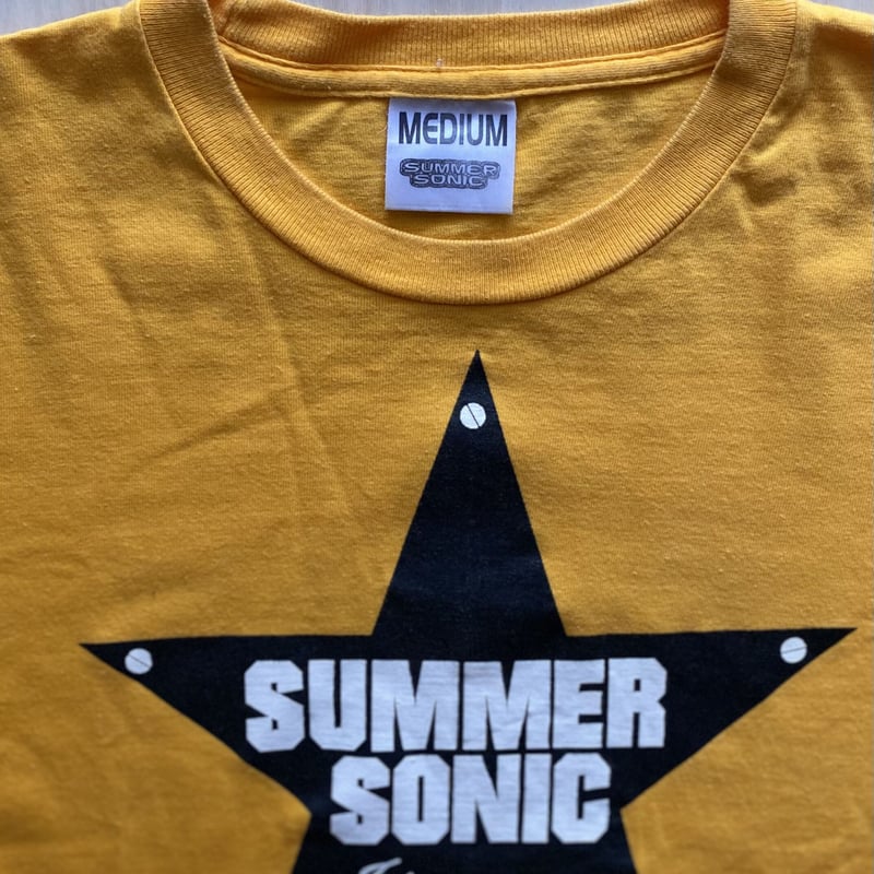 激レア 2002年 FAKE? SUMMER SONIC アーティストTシャツ 古着】SUMMER SONIC 2002 T-Shirt(Yellow) | The Thr