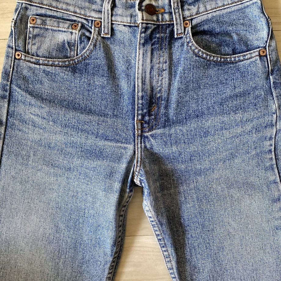 63b92d629d2842680d70dbd6