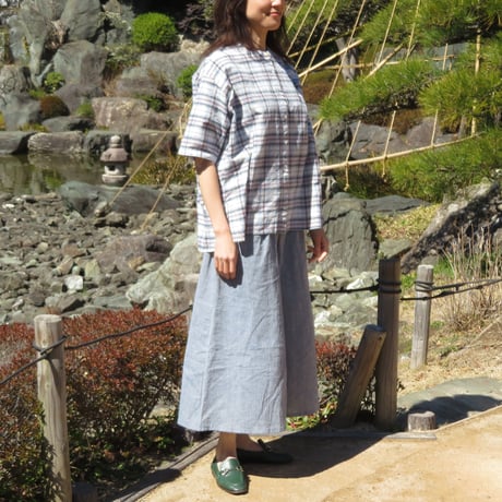ワゴロモｘカゲヤマ（播州織）　和晒し仕上げの半袖ブラウス