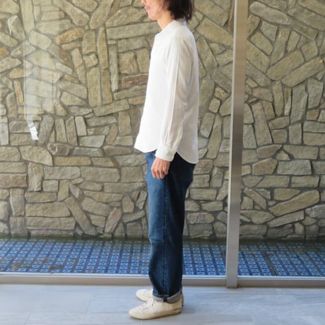 和晒仕上げの柔らかホワイトシャツ