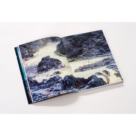 【草彅裕】写真集『水を伝う 玉川毒水』（直筆サイン入り）