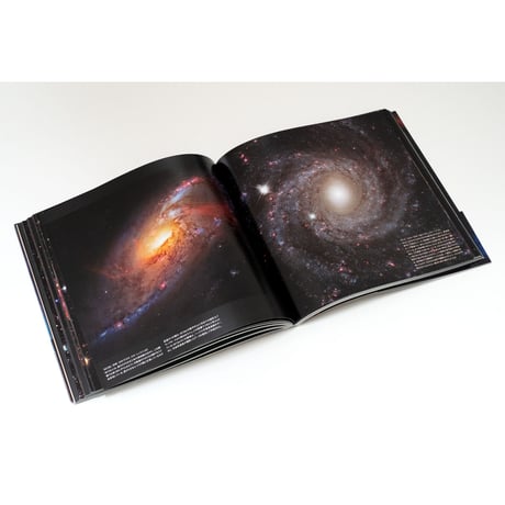 写真集『ハッブル宇宙望遠鏡　探究と発見のまなざし EYES OF HUBBLE』