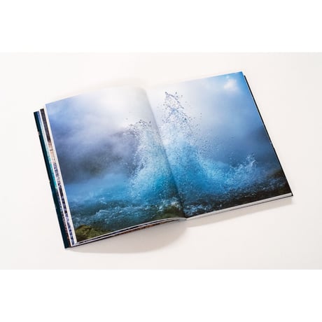 【草彅裕】写真集『水を伝う 玉川毒水』（直筆サイン入り）