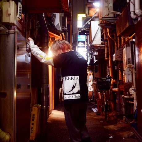 【serial experiments lain × messa】CYBERIA NEON Tシャツ-BLACK-