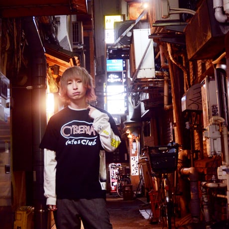【serial experiments lain × messa】CYBERIA NEON Tシャツ-BLACK-