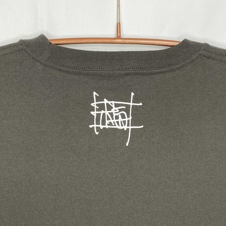 【A KITE × messa】Revenge Trigger Tシャツ -SUMI-