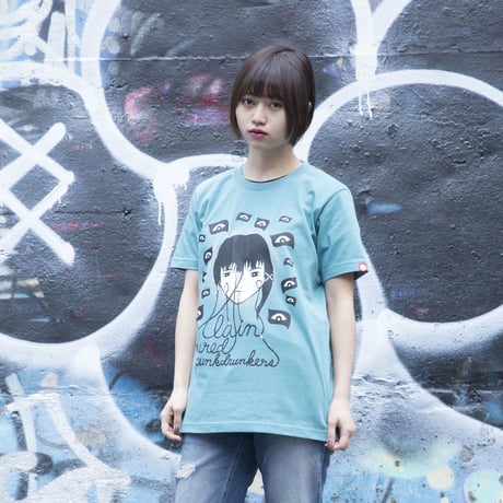 【serial experiments lain × PUNK DRUNKERS】lain Tシャツ-SAGE BLUE-