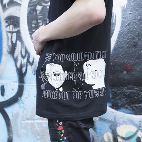 【serial experiments lain × messa store】 四方田千砂 Tシャツ-BLACK-