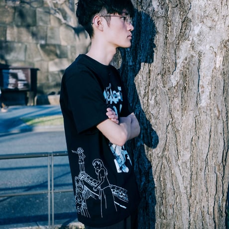 【NieA_7 × messa】母船遠望Tシャツ-BLACK-