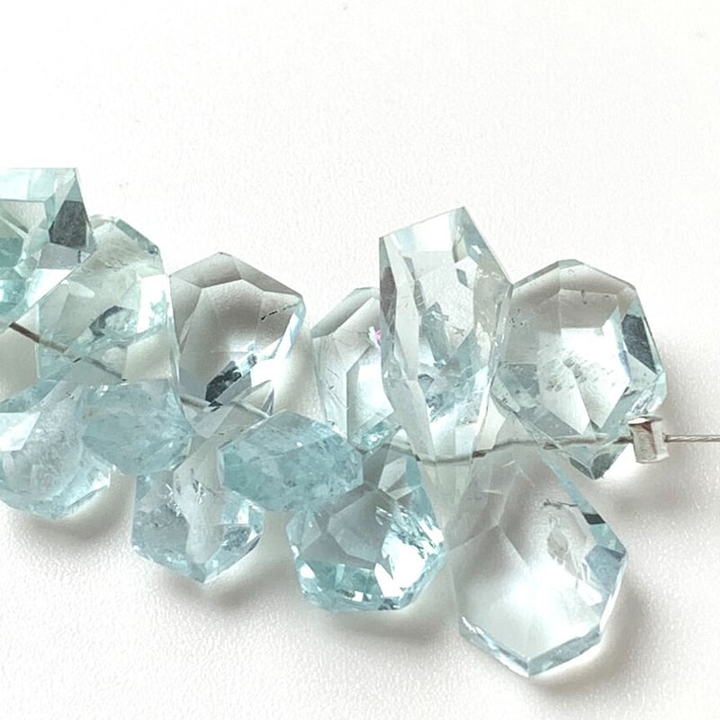 アクアマリンミニタンブルNo.2061 アクアマリン 穴無し ミニタンブル