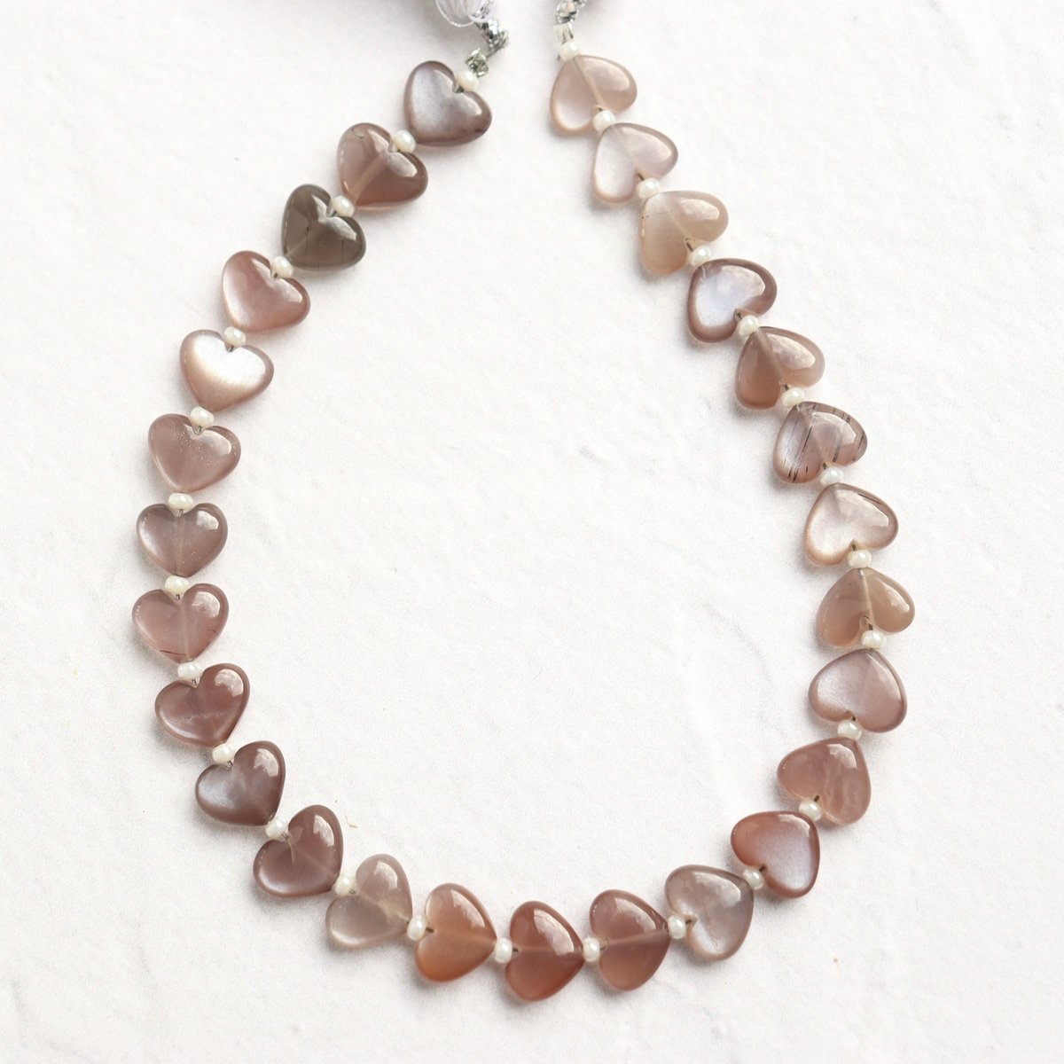 B-953 チョコレートムーンストーン ミニハート(縦穴) | EREN gemstones