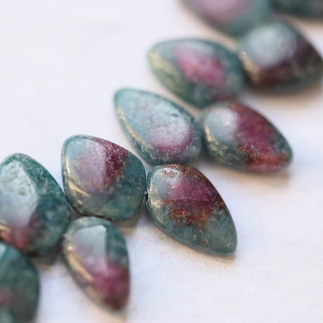 aamm　ルビーインカイヤナイト　天然石ピアス　クォンタムクアトロシリカ aamm ルビーインカイヤナイト 天然石ピアス クォンタムクアトロ