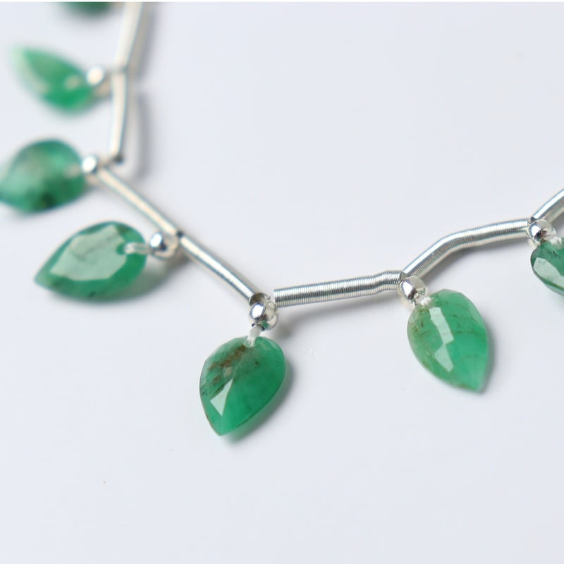 エメラルド エメラルド K18ネックレス(クレサンベール/オーバル/5月誕生石