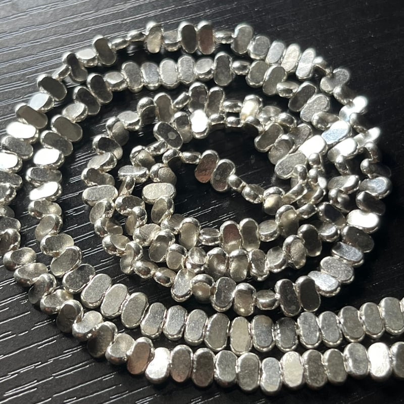 KB-057 カレンシルバー フラットオーバルビーズ | EREN gemstones