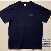 辻素刺繍ロゴTシャツ