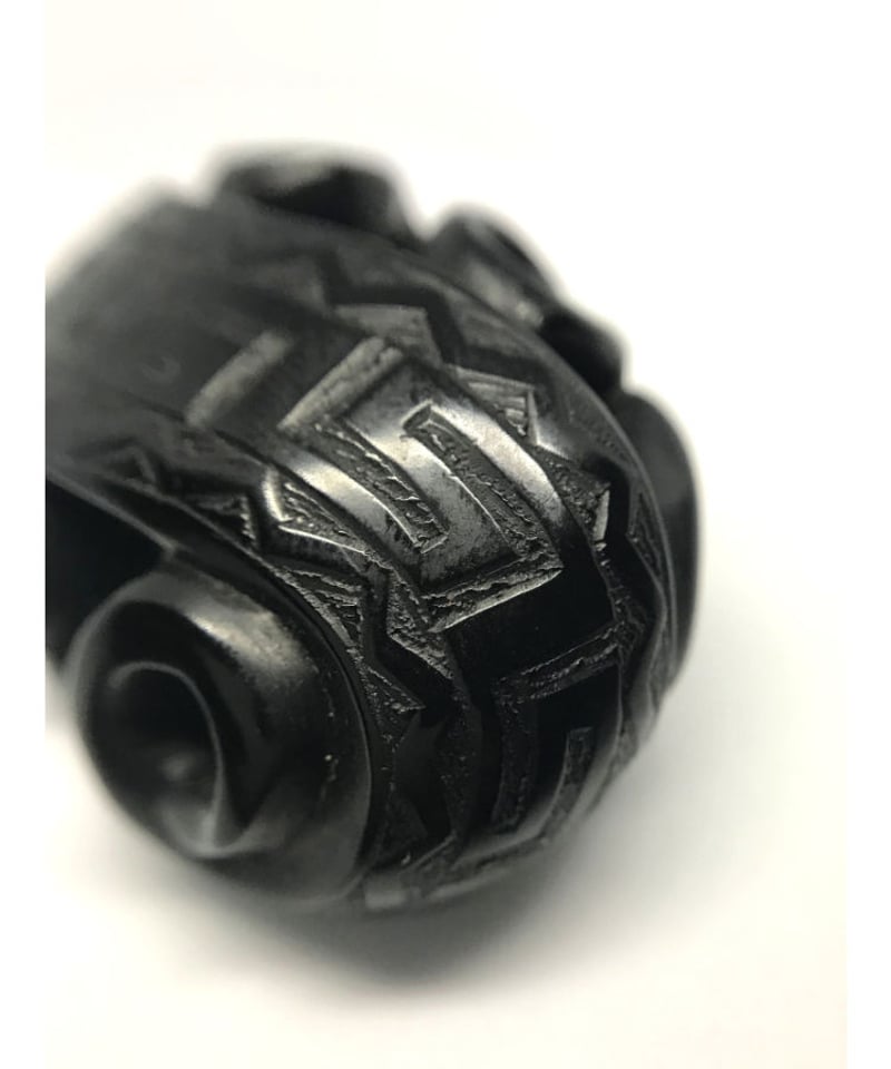 アンテークのオブジェ mid-twentieth century carved burl wood Japanese netsuke