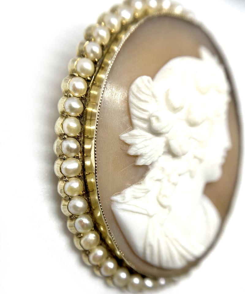 Shell cameo natural pearl brooch & pendant | AN