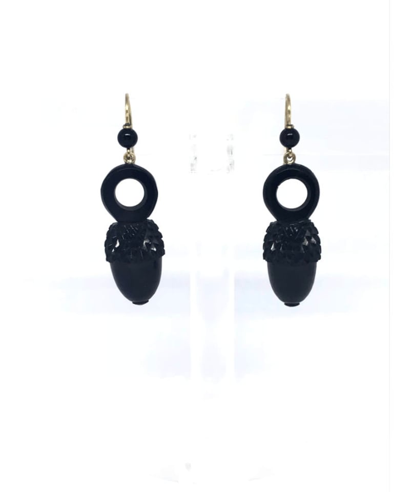 victorian jet ピアス