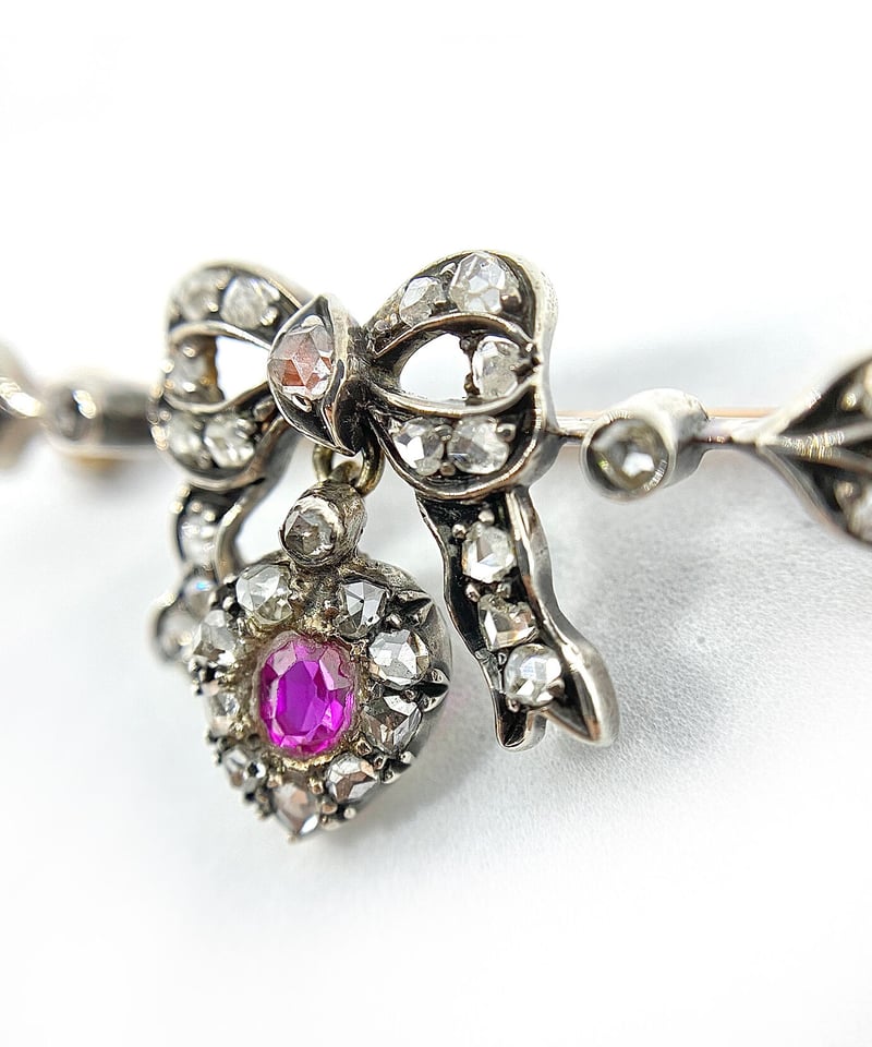 ブローチ♥リボン♥ダイヤ、ルビー♦アンティーク ブローチ♥リボン♥ダイヤ、ルビー♢アンティーク