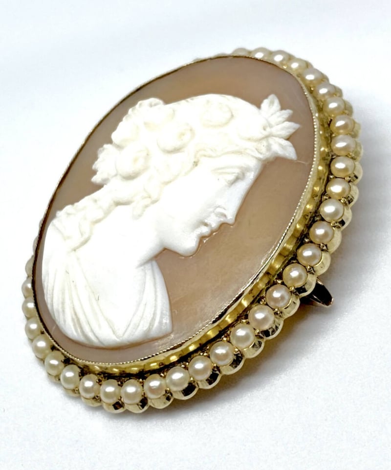 Shell cameo natural pearl brooch & pendant | AN