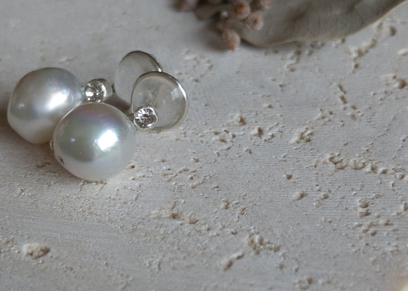 7.8mmアコヤ真珠天女 sliverイヤリング みみみ『りんりん手作』 sv950】イヤリング 〜 アコヤ真珠＆クリスタル | petite anne