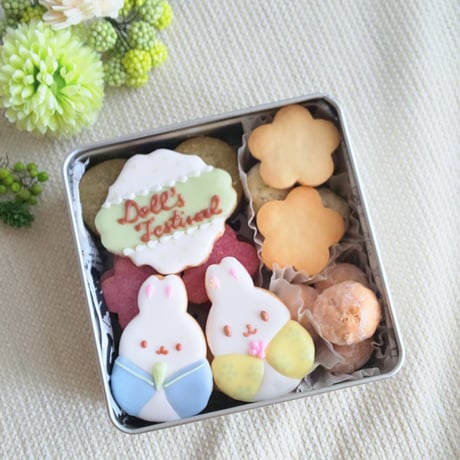 米粉クッキー缶「Doll's festival」