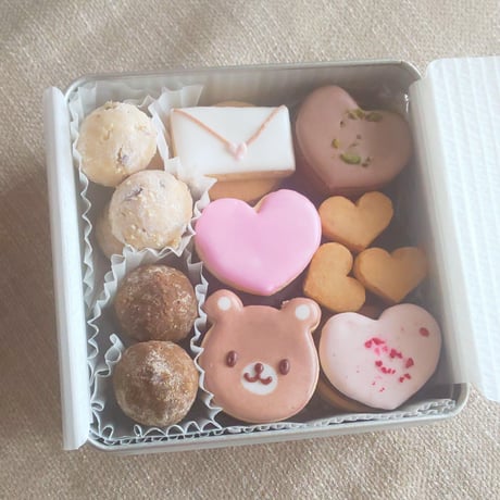米粉クッキー缶 「Valentine」