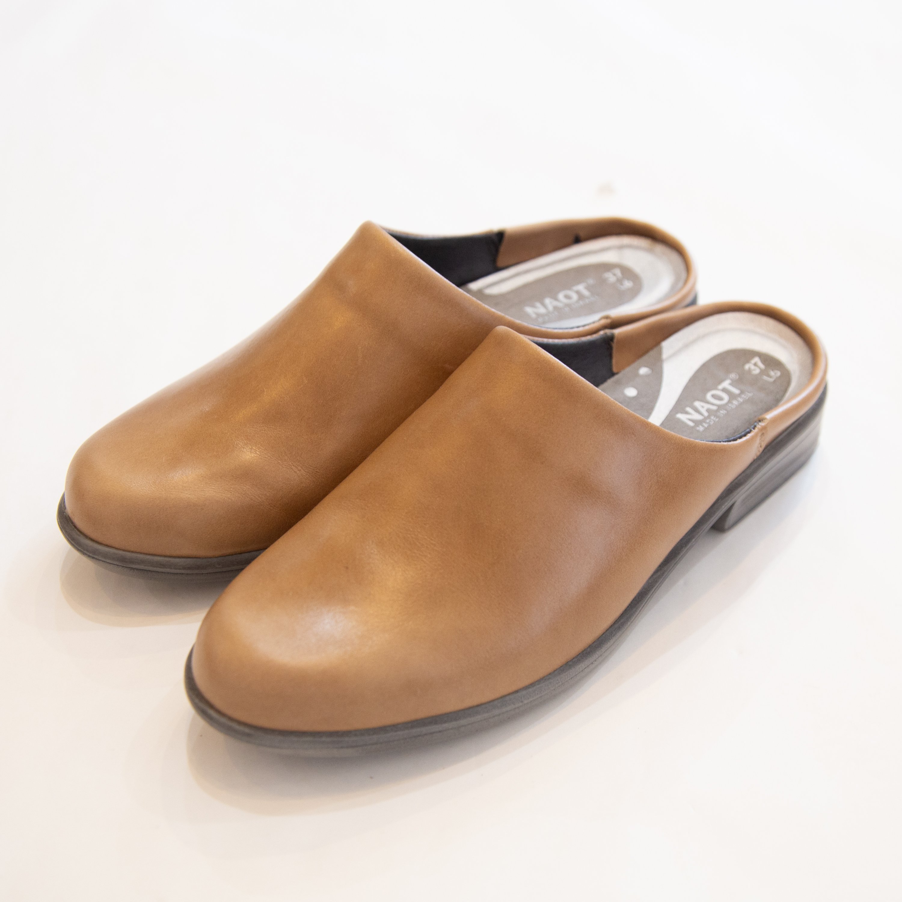 naot ナオト　LODOS 37 NAOT（ナオト）LODOS /tan | casual collection minami