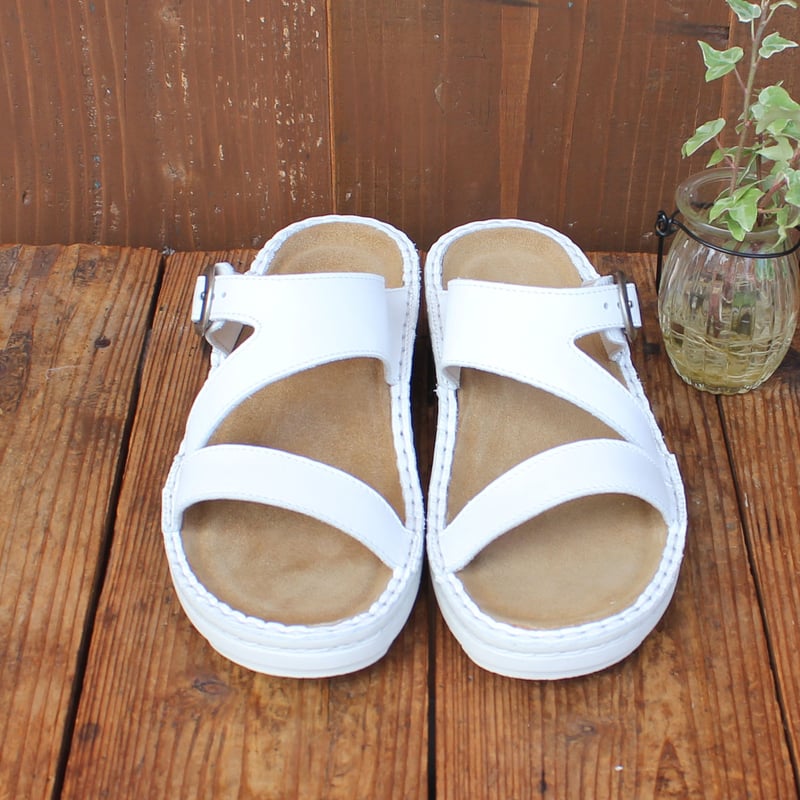 naot靴GENEVA / White40サイズ NAOT ナオト GENEVA ジェネバ サンダル White（白）｜FRANK