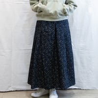 NARU（ナル）670921 スケアコットンメランコリーフラワータックスカート