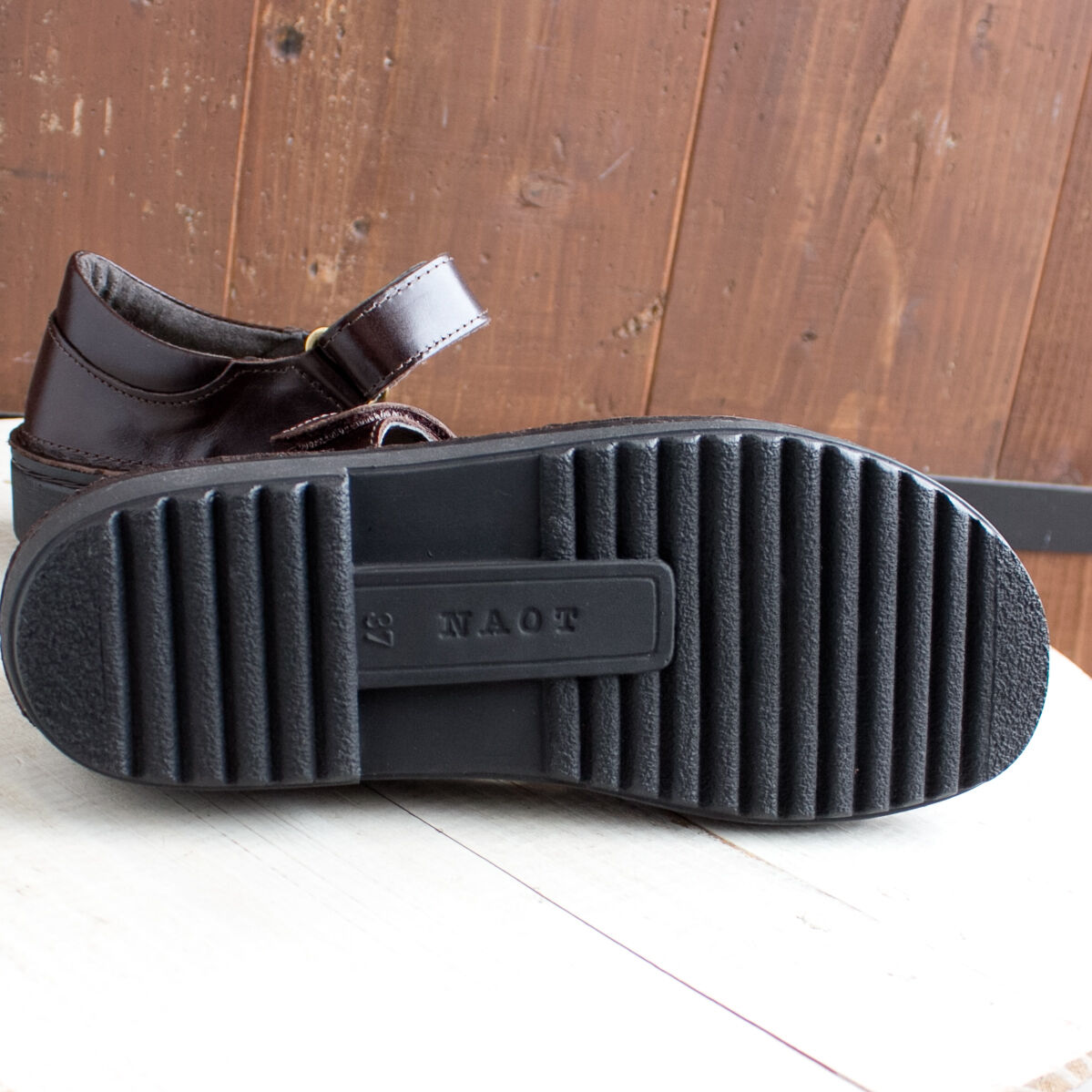 NAOT（ナオト）SVETLANA / walnut | casual collection
