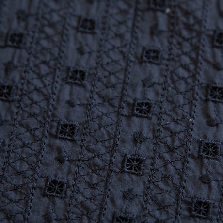 NATURAL LAUNDRY（ナチュラルランドリー）72521C-018　レース刺繍Ｘ天竺　半袖Ｔ