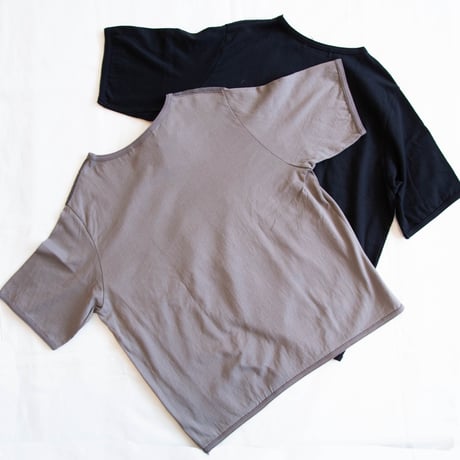 NATURAL LAUNDRY（ナチュラルランドリー）72521C-018　レース刺繍Ｘ天竺　半袖Ｔ