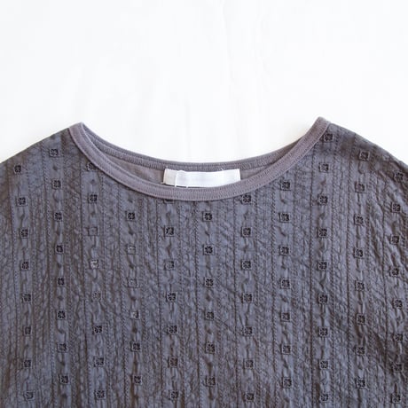 NATURAL LAUNDRY（ナチュラルランドリー）72521C-018　レース刺繍Ｘ天竺　半袖Ｔ
