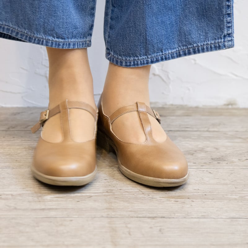 NAOT ナオト　Tストラップシューズ　TETE 新品 NAOT（ナオト）TETE / tan | casual collection minami