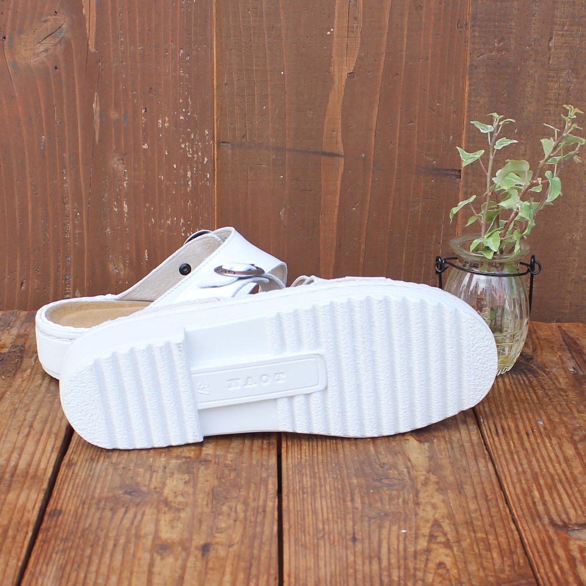 極美品　NAOTOジェネバ　38 24センチ　箱あり　NAOTO サンダル　二足 NAOT（ナオト）GENEVA / white | casual collection minami