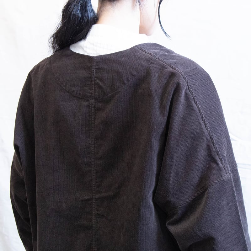 【美品】grin グリン コーデュロイ　ジャケット　薄手　チャコール　羽織 grin 18Wコーデュロイ クルーワイドジャケット の通販。- AIDA