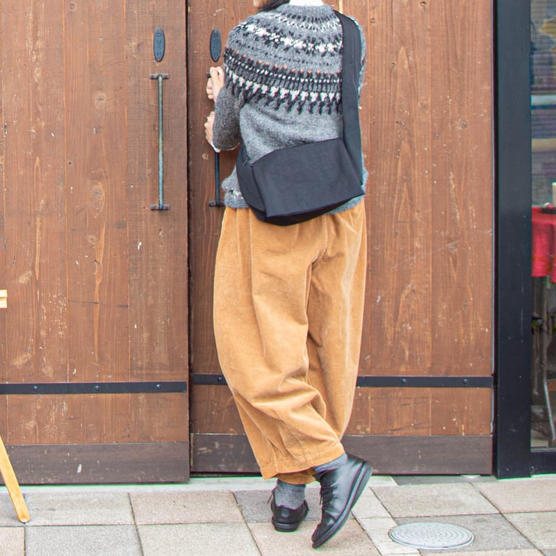 HARVESTY（ハーベスティ）A11716 太コーデュロイサーカスパンツ