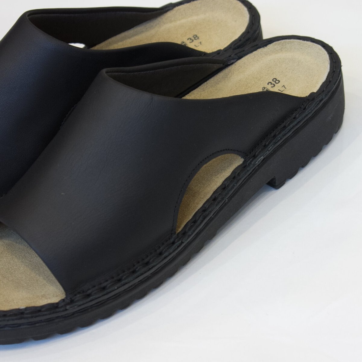 靴 NAOTO CECILIA / Matt Black 37 NAOT（ナオト）CECILIA / mattblack | casual collectio