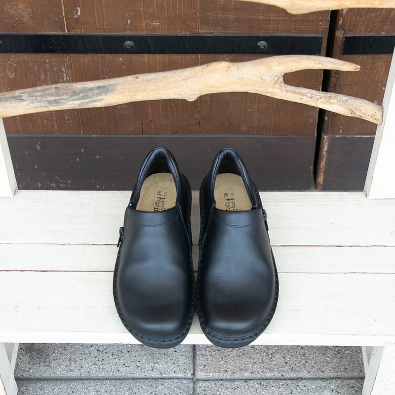 靴 NAOT CLARA NAOT ナオト CLARA Matt Black