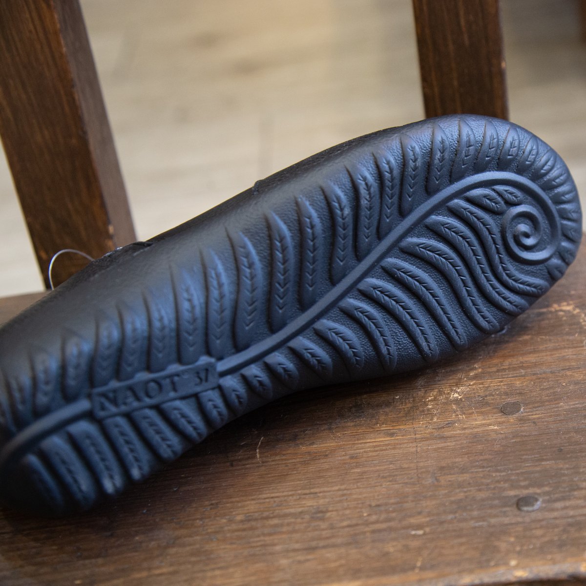 NAOT（ナオト）WANAKA /SOFTBLACK | casual collection