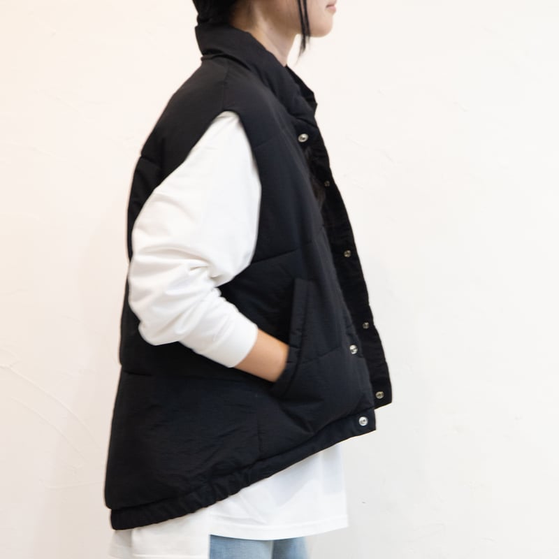 ジョンブル シンサレートスリットショルダーパフベスト 黒 ベスト