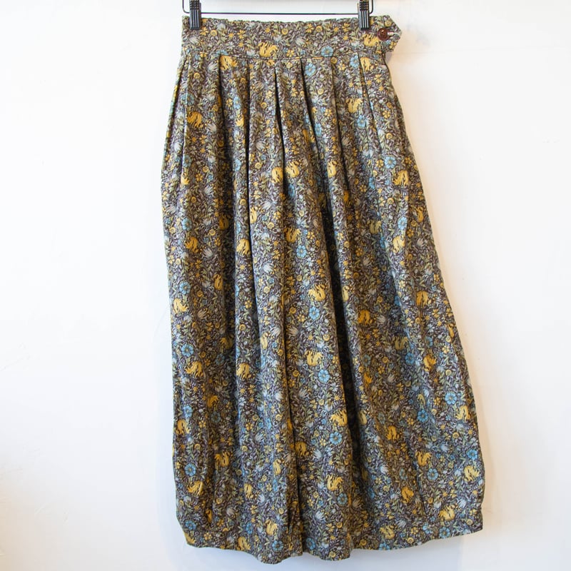 HARVESTY（ハーベスティ）A22507 花柄コーデュロイ サーカスキュロット