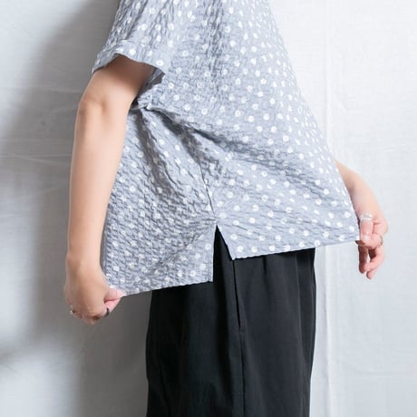 NATURAL LAUNDRY（ナチュラルランドリー）7263T-013 リップルドット　ドルマンプルオーバー
