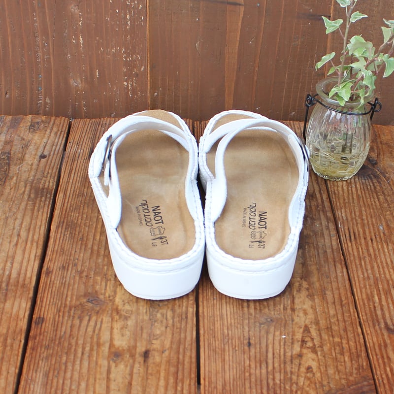 (取寄) ナオト レディース ロイヤリティ Naot women  ty Soft White Leather/Soft Silver Leather NAOT（ナオト）GENEVA / white | casual collection minami