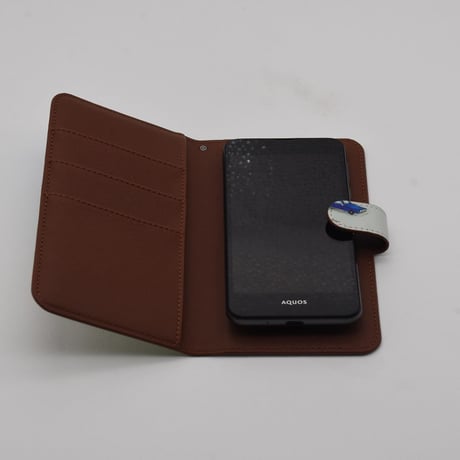 SUN湘南ギフト　「スマホケース」2,500円（税込）